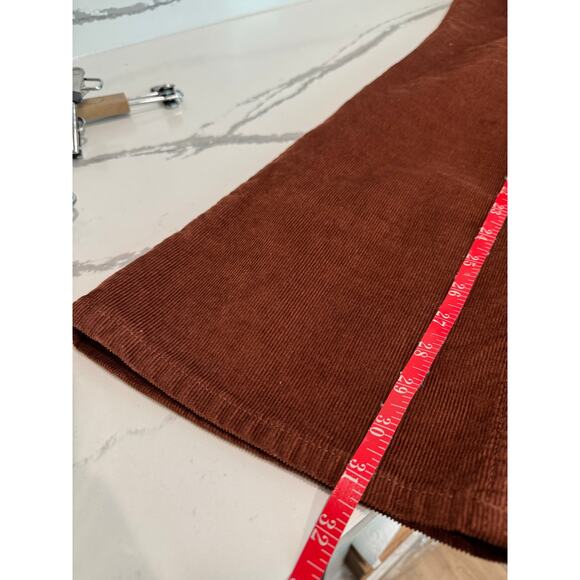NWOT Old Navy Higher High Rise Flare Corduroy Pants Size 2 Brown Rust - Picture 7 of 8